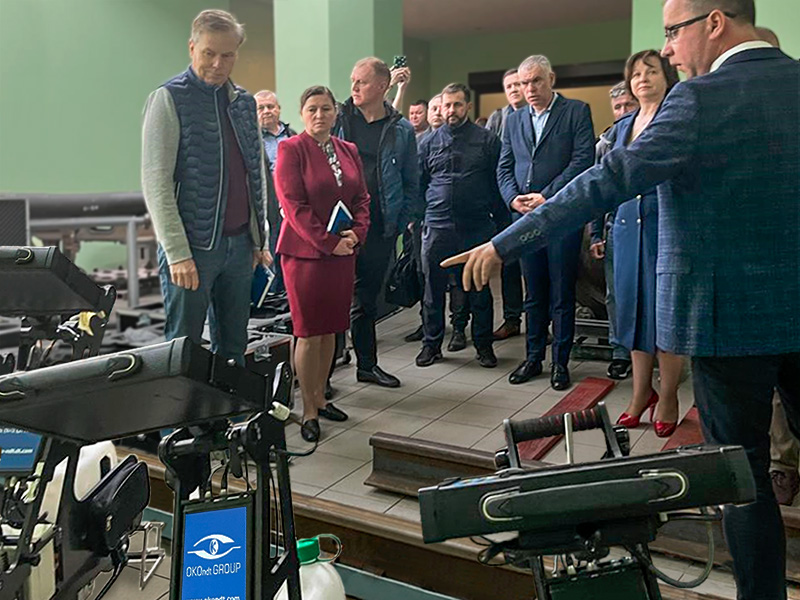 Participants of the 2025 Non-Destructive Testing in the Railway Industry Conference visiting the OKOndt GROUP exhibition in Kyiv
